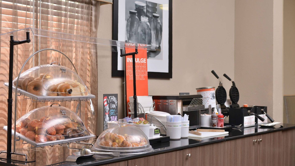 Southwest Orlando Hotel | Hampton Inn closest to Universal Orlando