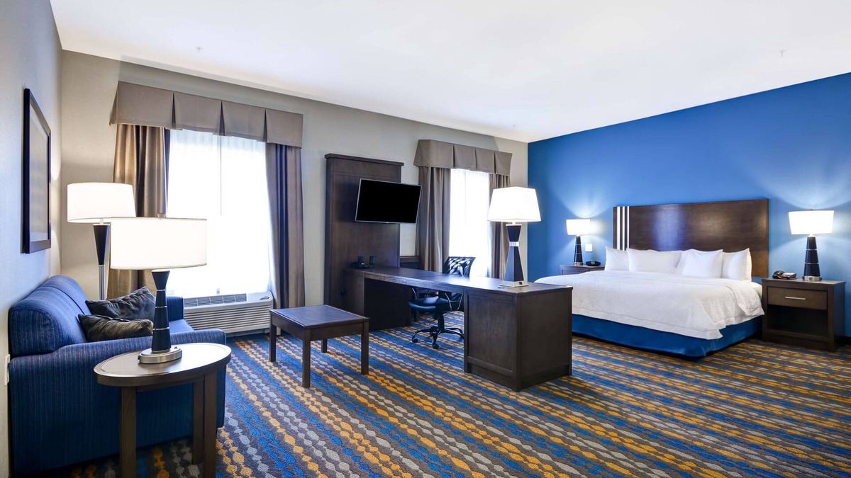 Kenedy Hotel | Hampton Inn Kenedy