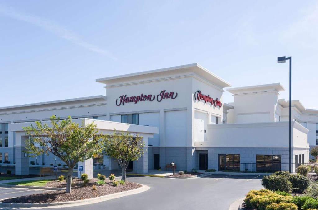 Mount Airy Hotel | Hampton Inn Mount Airy