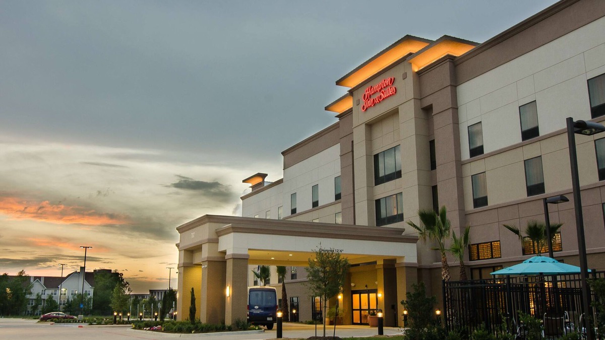 Greater Greenspoint Hotel | Hampton Inn & Suites by Hilton Houston North IAH