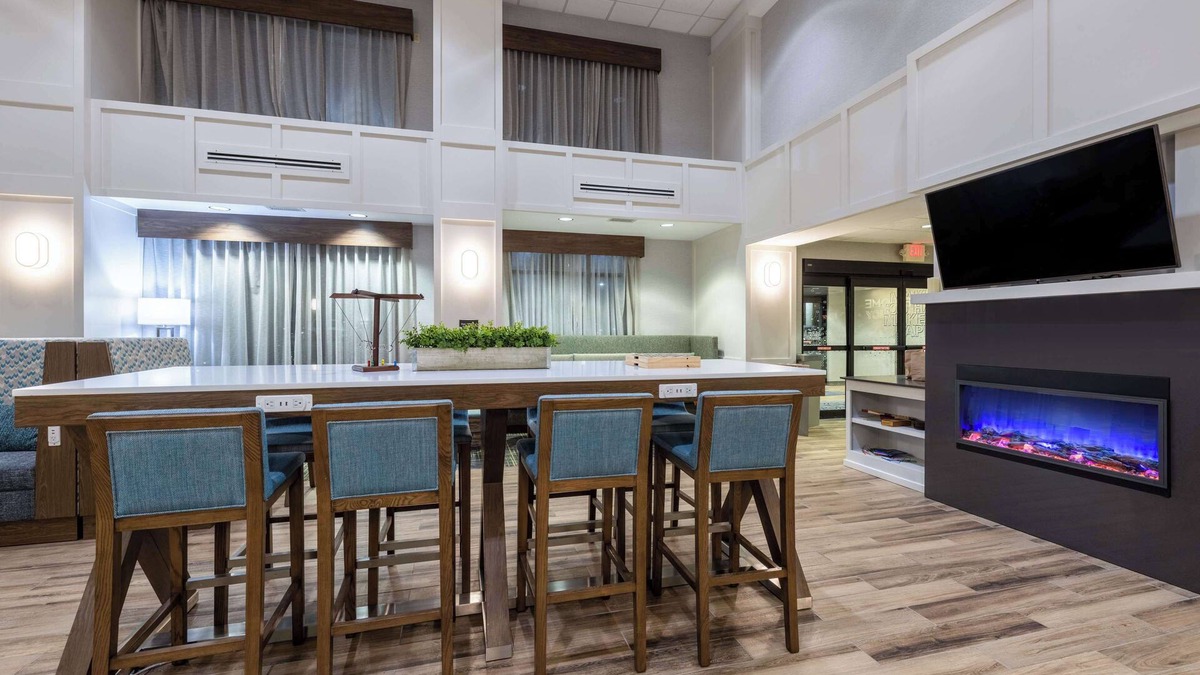 Casper Hotel | Hampton Inn & Suites Casper
