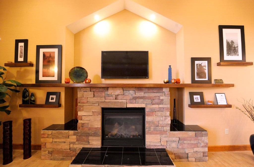 Craig Hotel | Hampton Inn & Suites Craig, CO