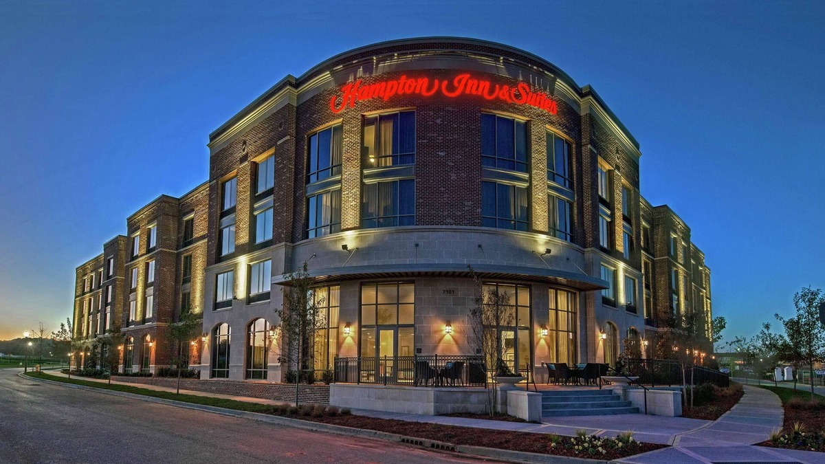 Franklin Hotel | Hampton Inn & Suites Franklin Berry Farms