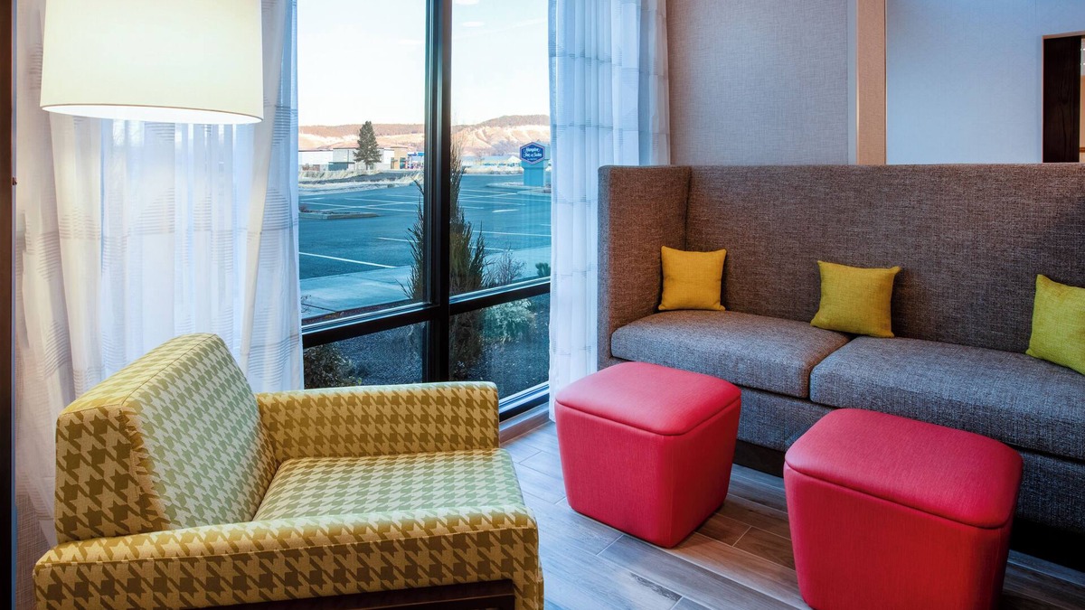 La Grande Hotel | Hampton Inn & Suites La Grande, Or