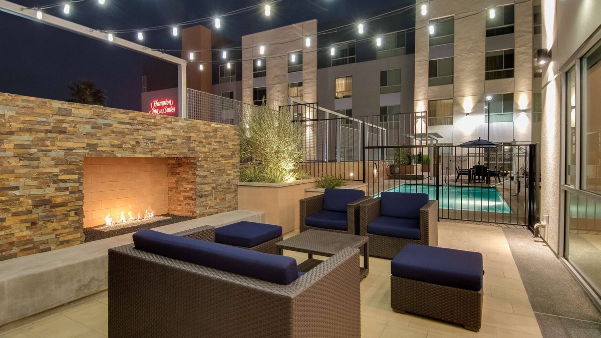 Pacific - Edison Hotel | Hampton Inn & Suites Los Angeles - Glendale