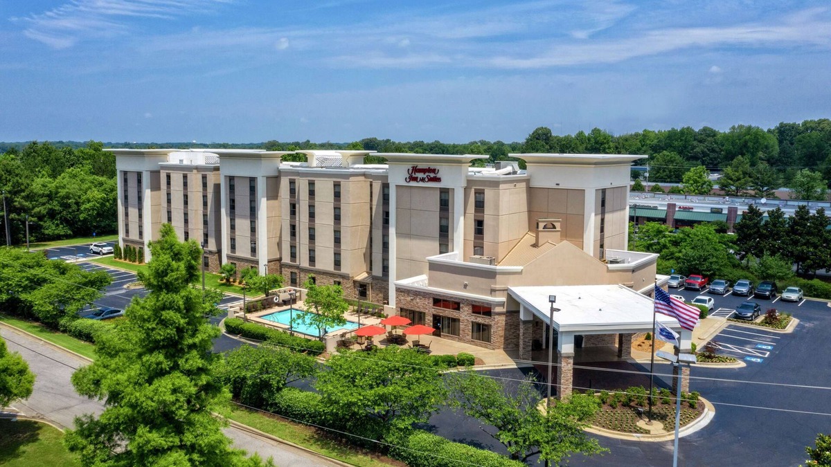 Wolfchase Hotel | Hampton Inn & Suites Memphis-Wolfchase Galleria