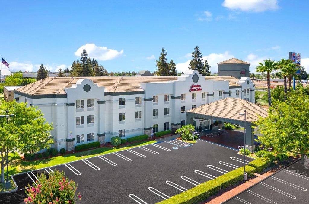 Salida Hotel | Hampton Inn & Suites Modesto - Salida