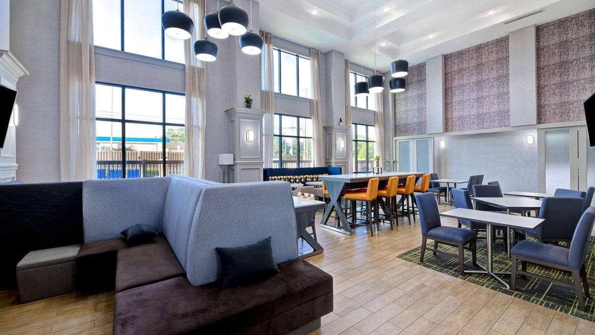 Nacogdoches Hotel | Hampton Inn & Suites Nacogdoches