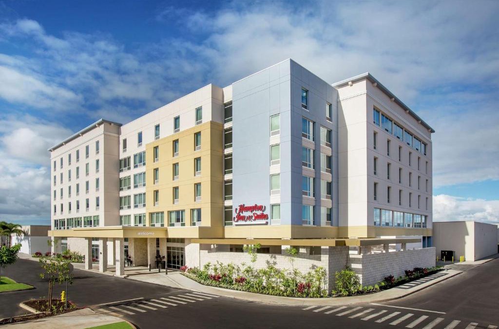 Kapolei Hotel | Hampton Inn & Suites Oahu Kapolei - FREE Parking - No Resort Fee