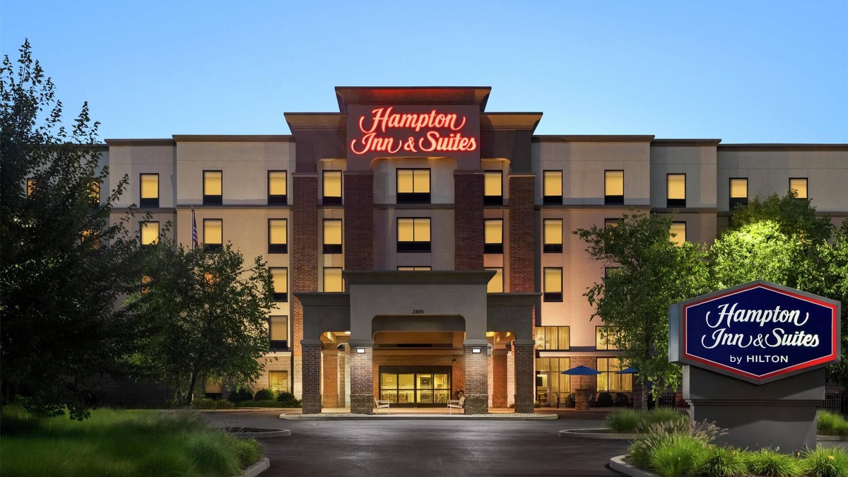 Bairdford Hotel | Hampton Inn & Suites Pittsburgh/Harmarville