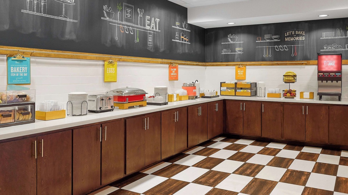 Ridgecrest Hotel | Hampton Inn & Suites Ridgecrest