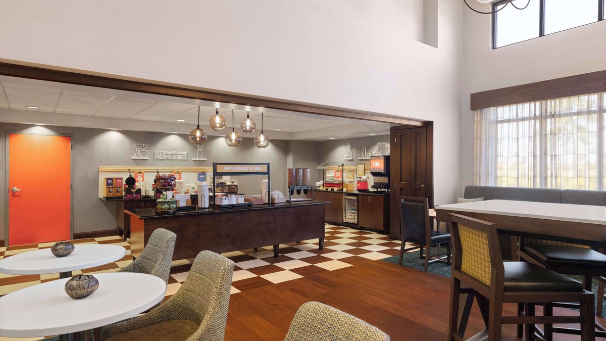 Eden Hotel | Hampton Inn & Suites Savannah-Airport