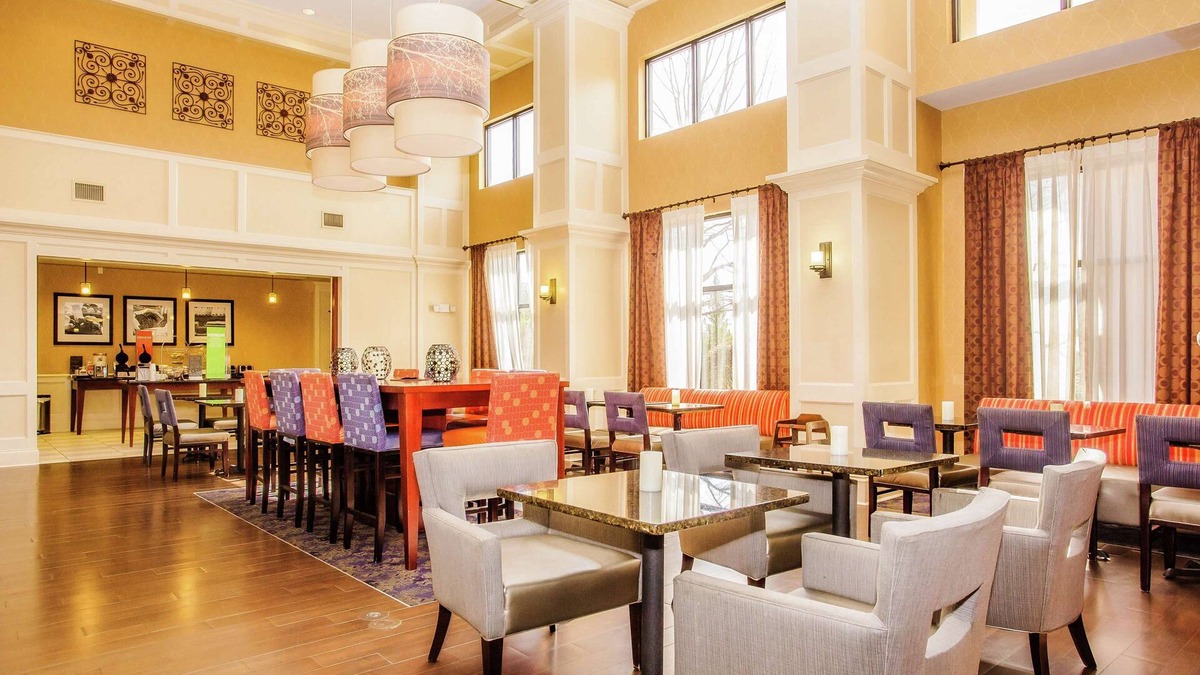 Kodak Hotel | Hampton Inn & Suites Sevierville @ Stadium Drive