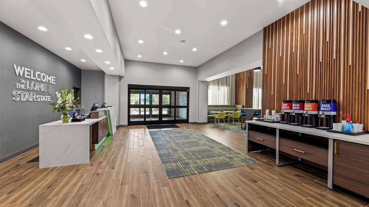 Sherman Hotel | Hampton Inn & Suites Sherman