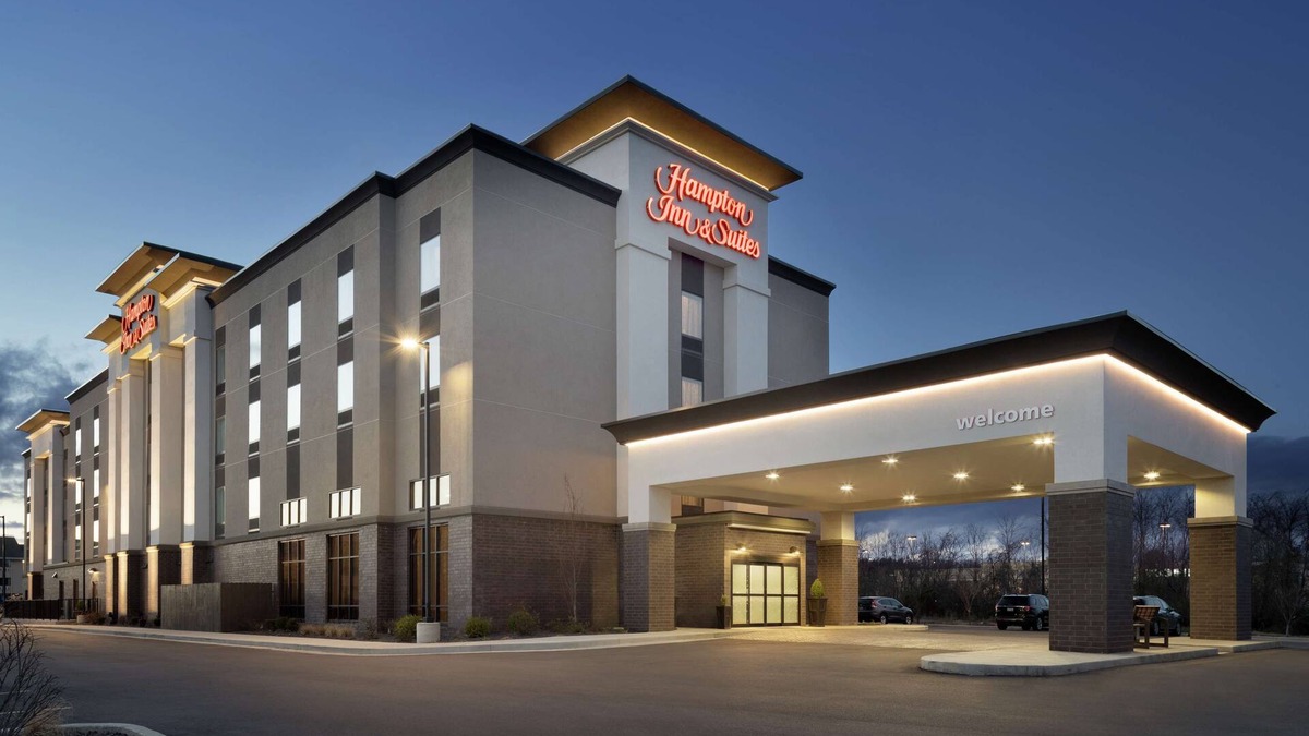 Alton Hotel | Hampton Inn & Suites St. Louis/Alton