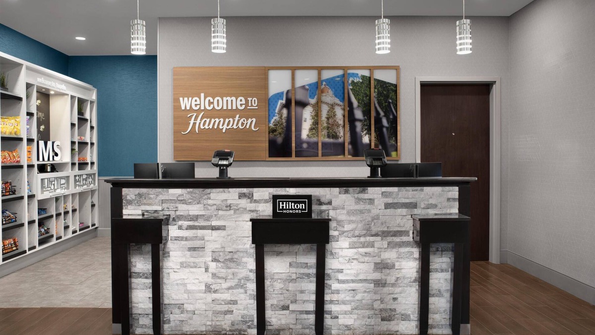 Tupelo Hotel | Hampton Inn & Suites Tupelo/Barnes Crossing