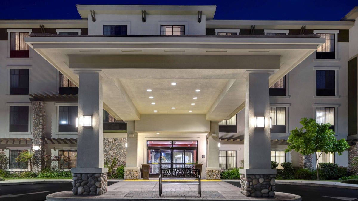 San Luis Obispo Hotel | Hampton Inn & Suites San Luis Obispo
