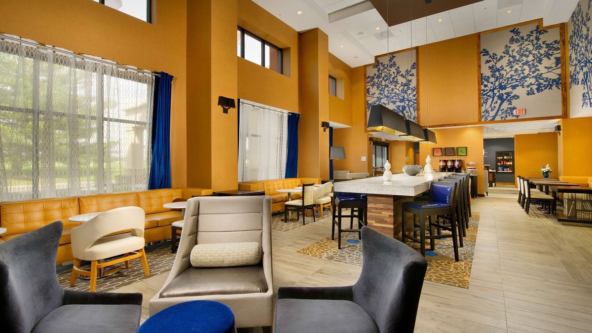 Gaithersburg Hotel | Hampton Inn & Suites Washington DC North/Gaithersburg