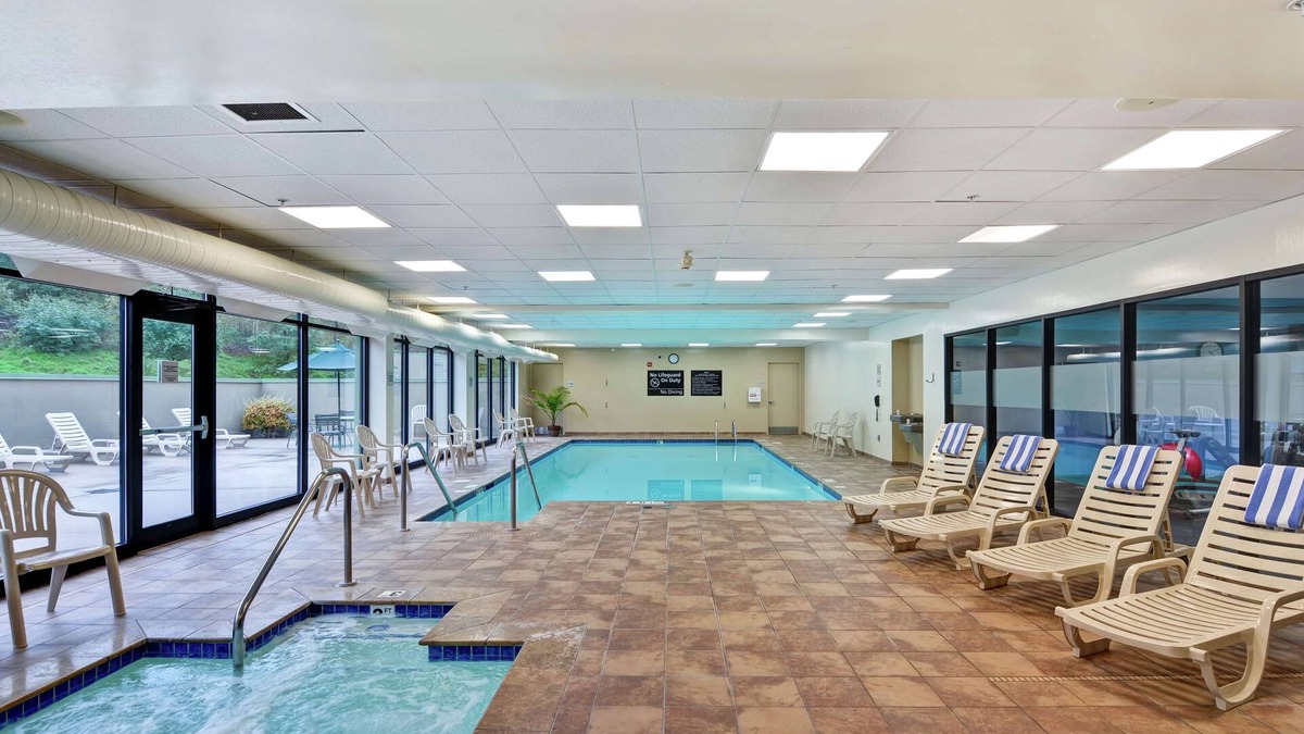 Wilkes-Barre Hotel | Hampton Inn & Suites Wilkes-Barre/Scranton
