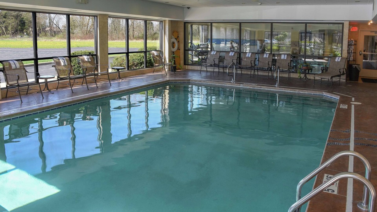 Canfield Hotel | Hampton Inn & Suites Youngstown-Canfield