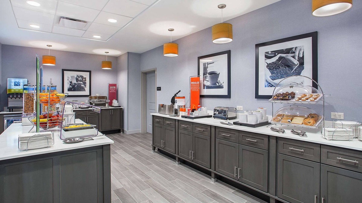 Vincennes Hotel | Hampton Inn Vincennes