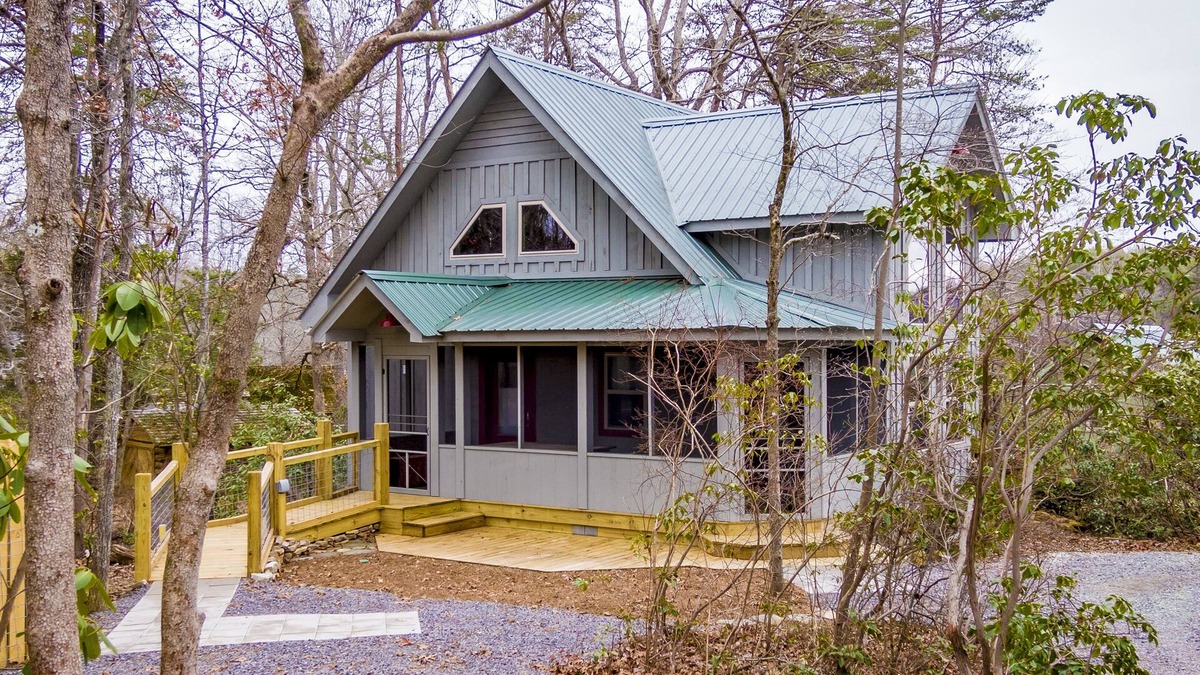Mentone Cottage | Handicap Accessible cottage at Desoto Falls Mentone, AL Central Time Zone