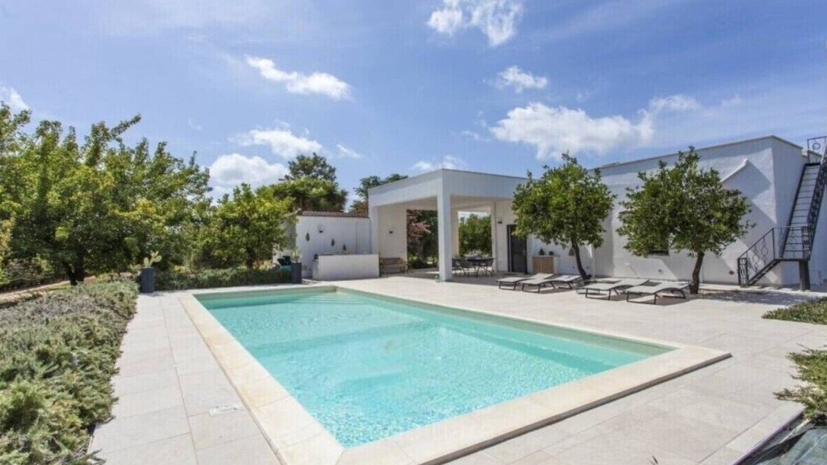 Oria Villa | Handsome Country Villa With Private Pool:your Dream Getaway!