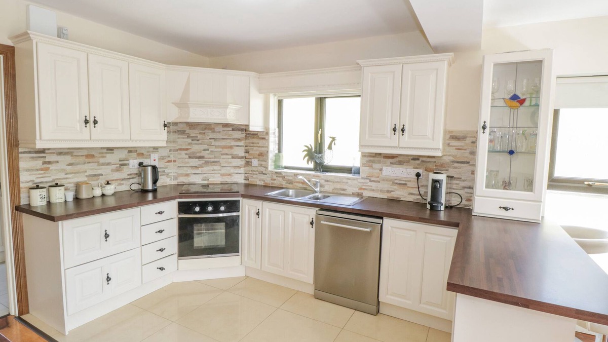 Ballymote Cottage | Hannon's Country Farmhouse