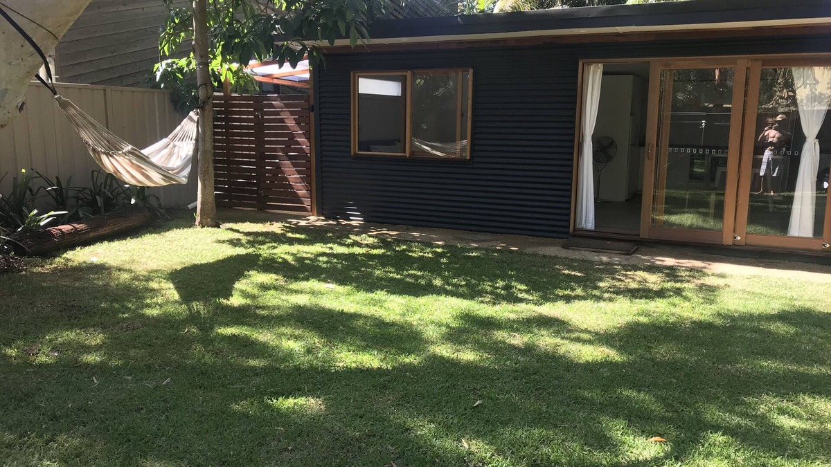 Bundeena House | Hapi Too - Bundeena, where the bush meets the beach. Pet Friendly & New Fire pit