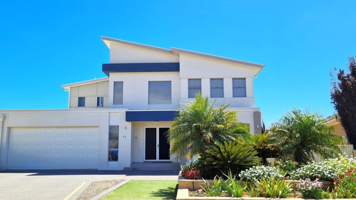 Wallaroo Hotel | Happy Days, Wallaroo