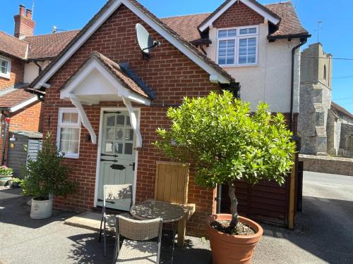 Broughton Apartment | Happy Hinwood House, Hampshire!