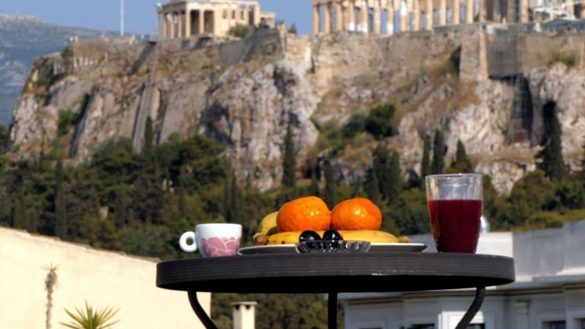 Thissio Apartment | Happy place at the foot of Acropolis.