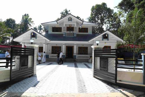 Onamthuruth House | Happy Stay Pulianthuruthel