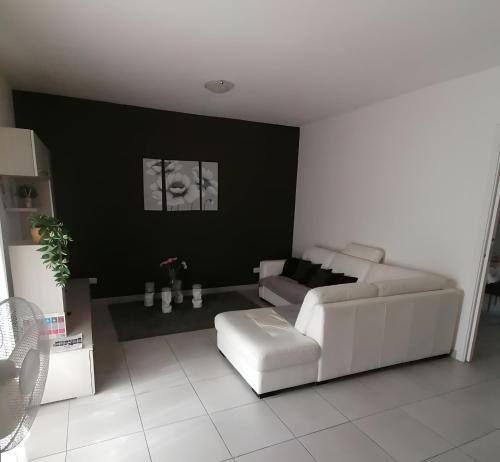 Randazzo Apartment | Happydays - Equipped Suite - Appartamento Intero