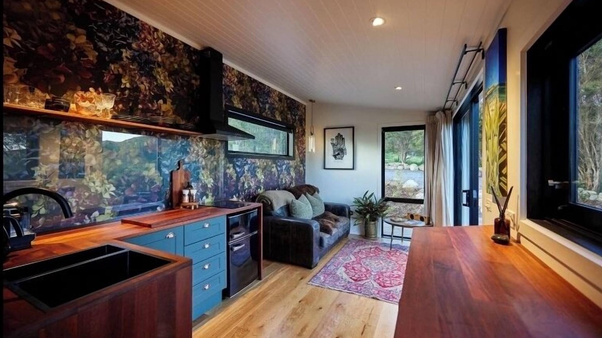 Hapuku Cabin | Hapuku river terrace A Eco Tiny House in the foothills of the kaikoura mountain.