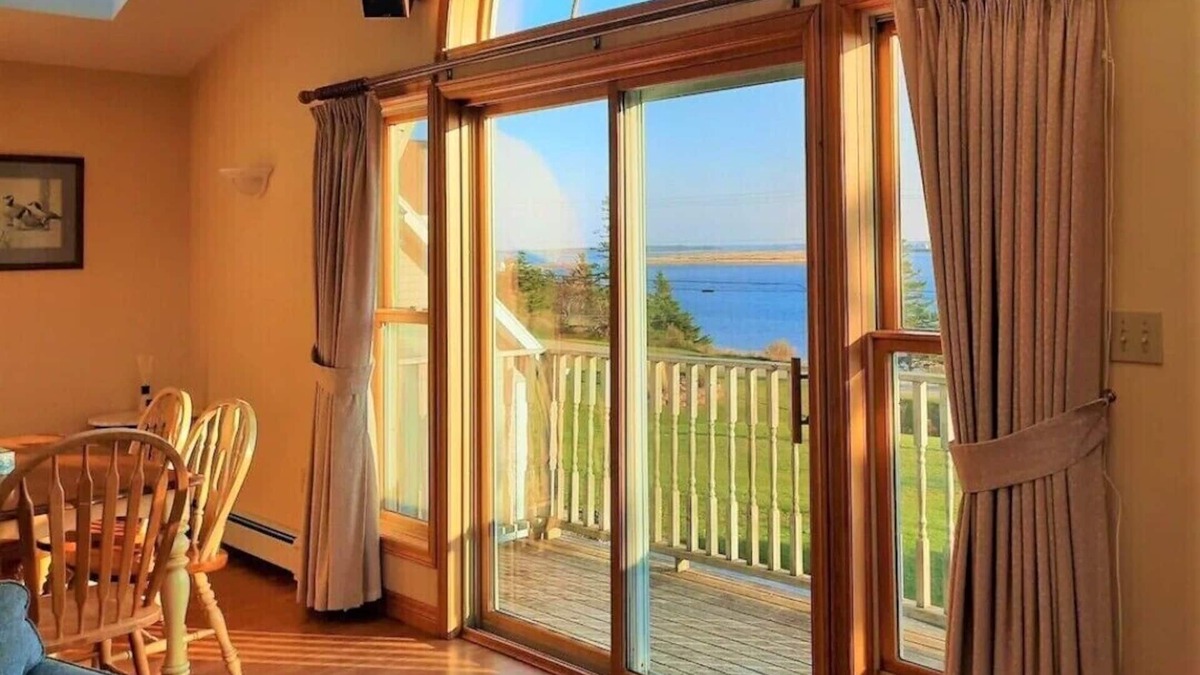 North Rustico Cottage | Harbour Light Haven