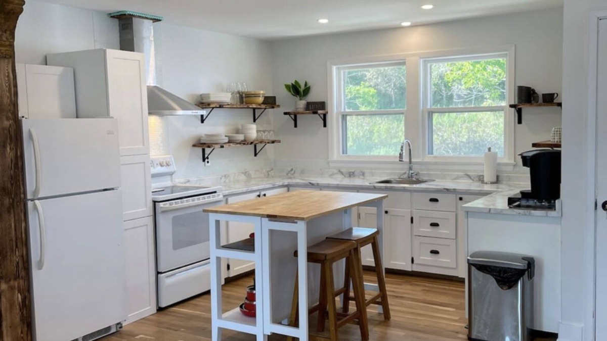 Sheet Harbour House | Harbour View with so many amenities