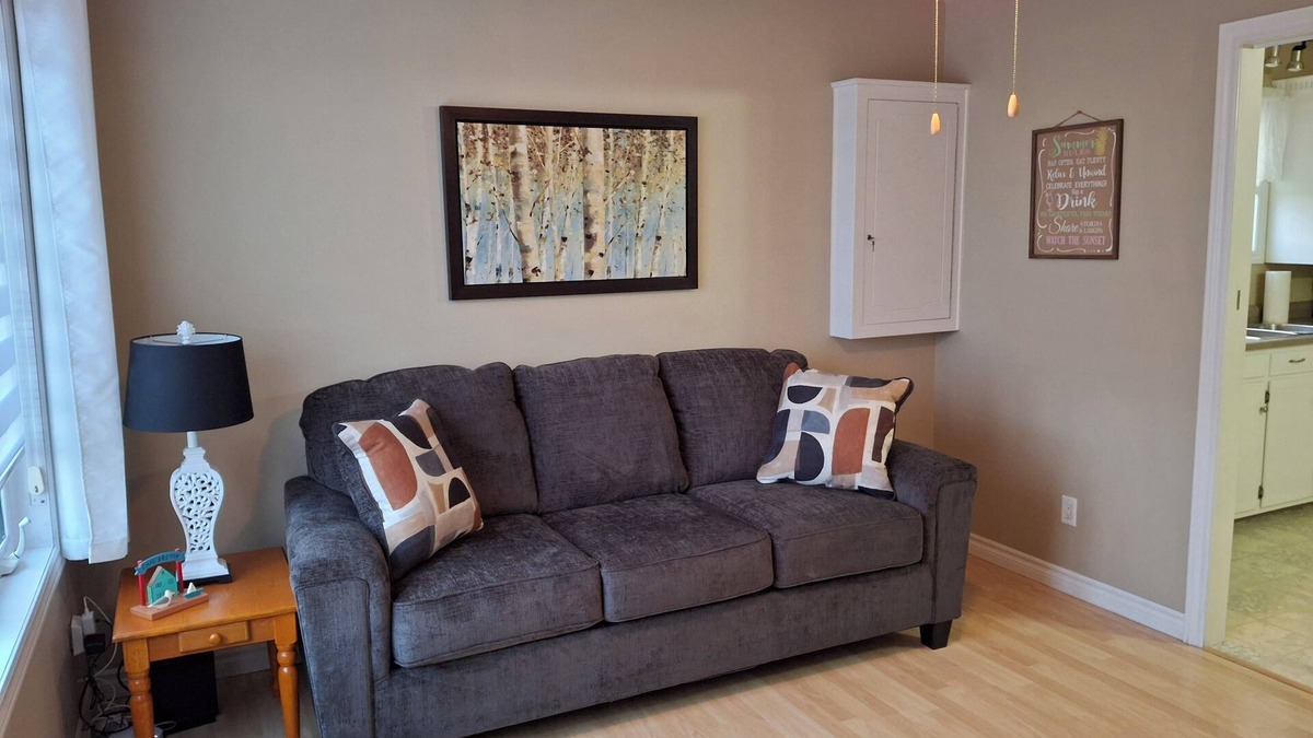 Arichat Apartment | Harbourview Suite - A cool little suite for 2