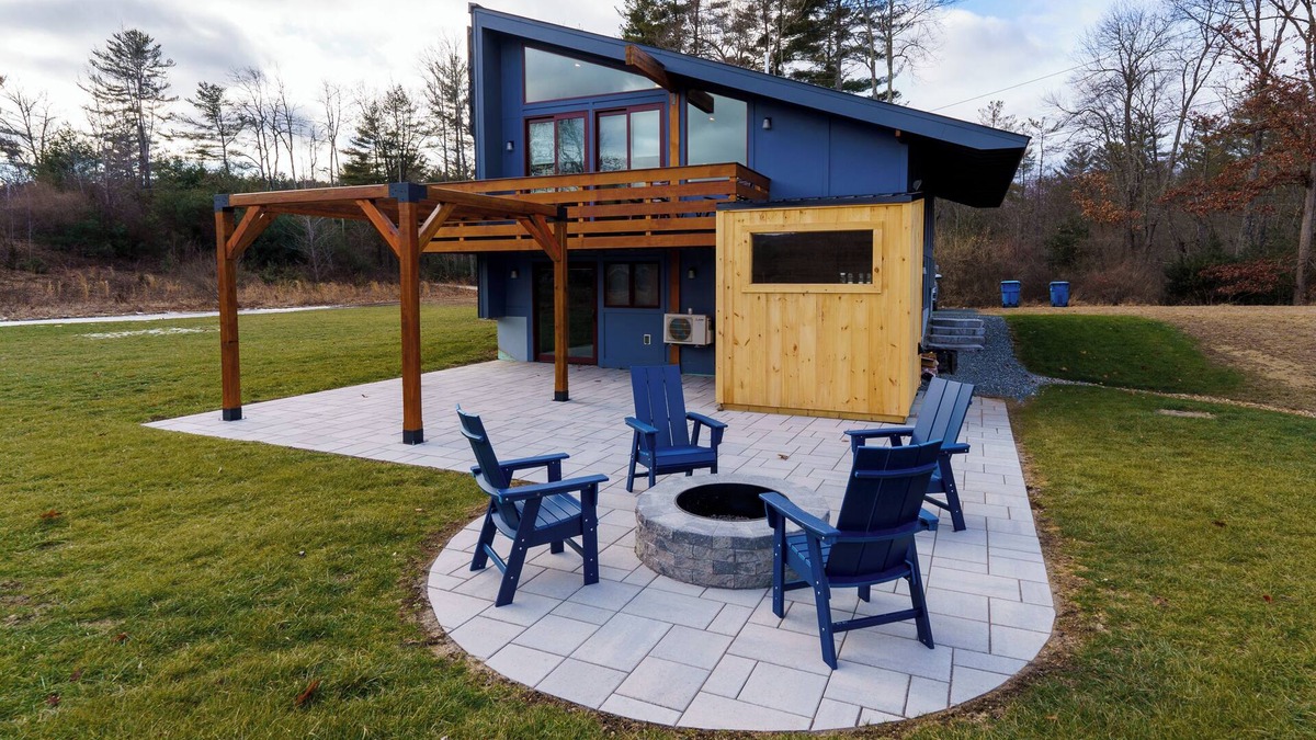 Ware House | Hardwick Hygge contemporary retreat with lake views