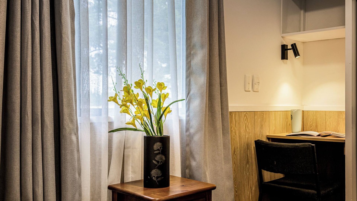 Christchurch Cabin | Harewood Lodge