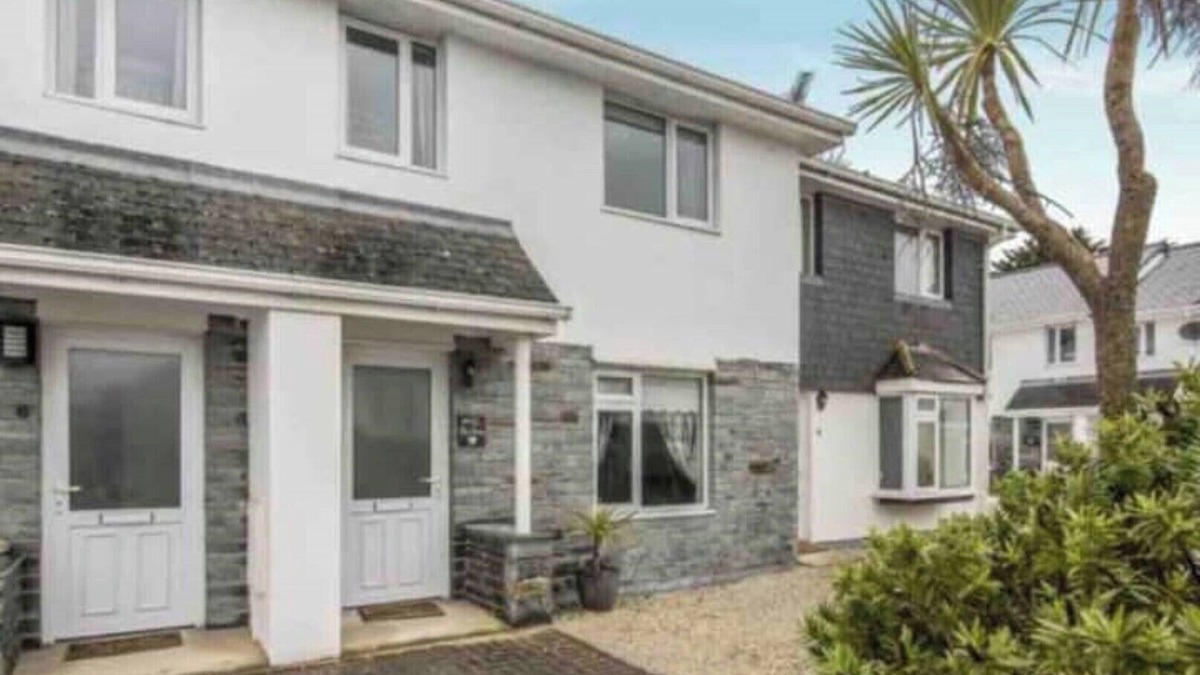 Padstow House | Harlyn Bay Beach, Harlyn, Padstow, North Cornwall