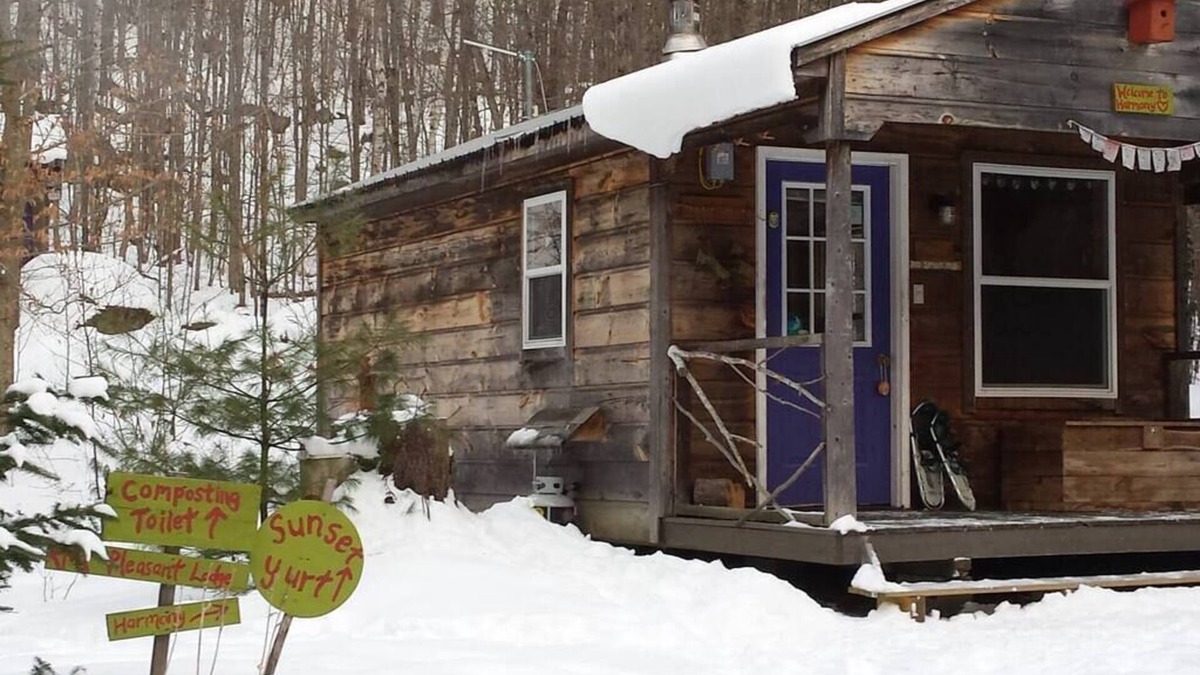 Denmark Cabin | "Harmony" Off Grid Solar Power Cabin