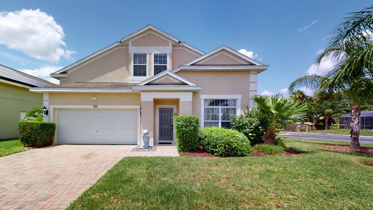 Marbella House | Harmony Villa | Family-friendly home in Davenport with a game room & pool