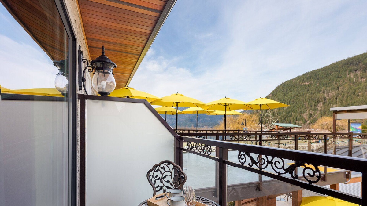 Harrison Hot Springs Hotel | Harrison Grand Motel LTD.