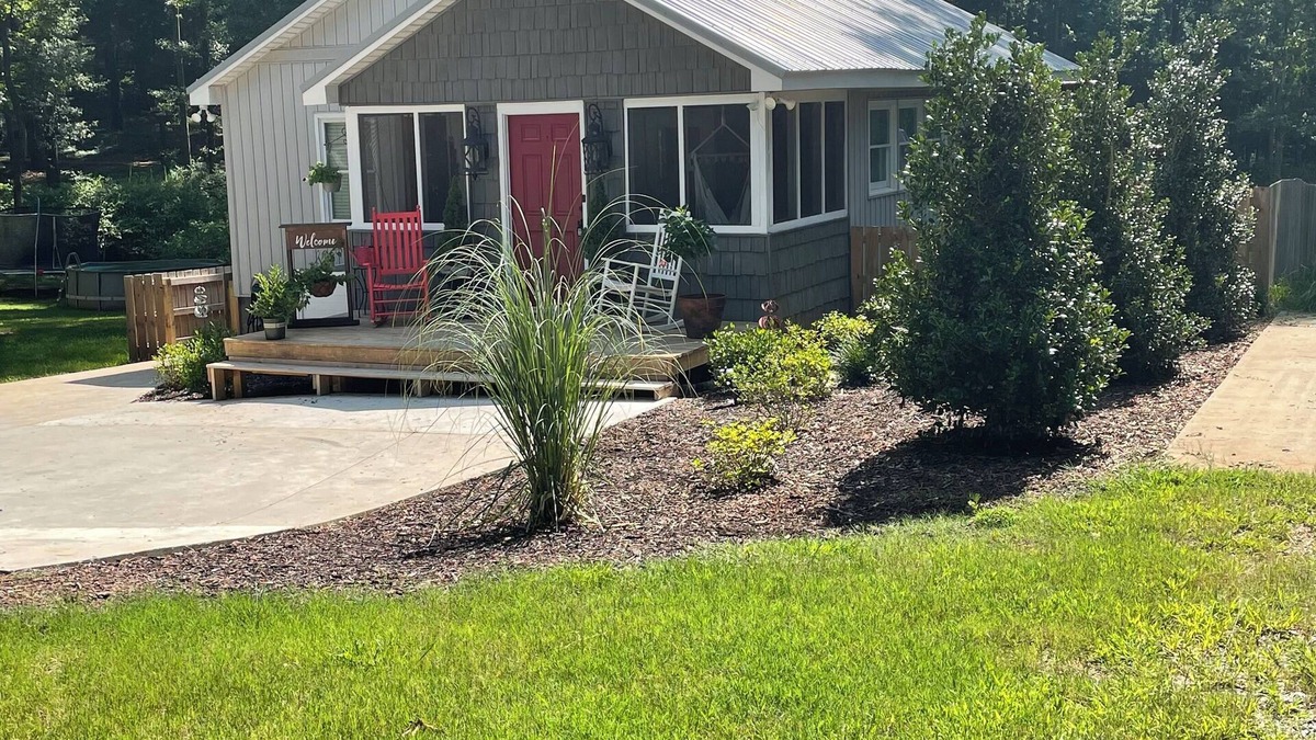 Townville House | Hartley’s Haven on beautiful Lake Hartwell