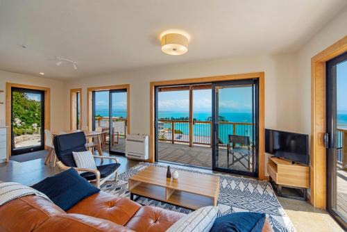 Stepneyville House | Haulashore Vista