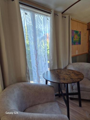 Deutschhof Apartment | Haus Evelynchen auf Rädern Deutschhof