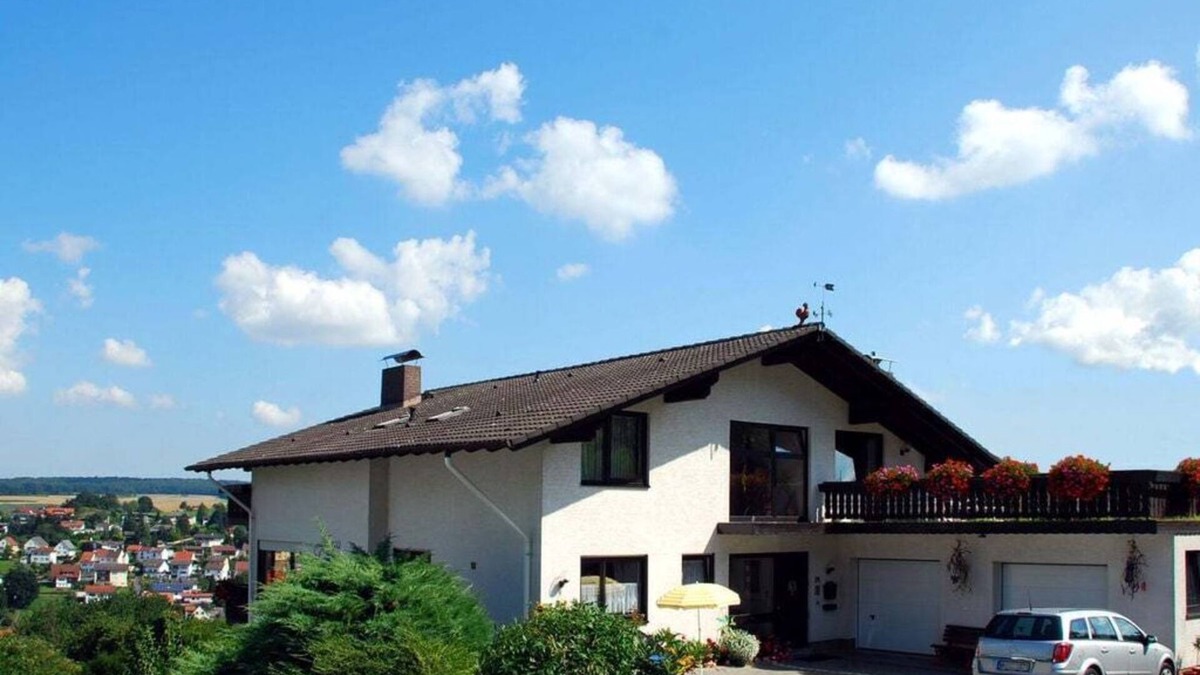 Bad Konig House | Haus Fernblick Apartment 1