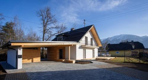 Sankt Michael bei Bleiburg House | Haus Malina