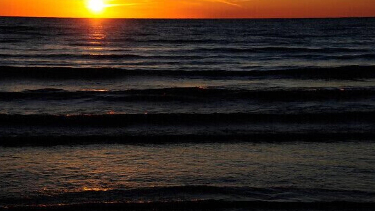 Dashwood Cottage | Haus Roko Cottage - Grand Bend, Ontario, Canada